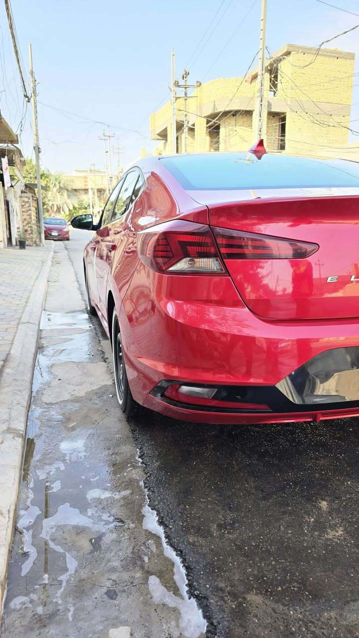 النترا 2020 سياره نص فول 
رقم بغداد مشروع وطني
كيرAT
سياره مانقصه اي شي ماشيه 85
سعر 125قفل لاتعاملني 
مكان كربلاء طويريج للستفسار لانتصال عل ***********
