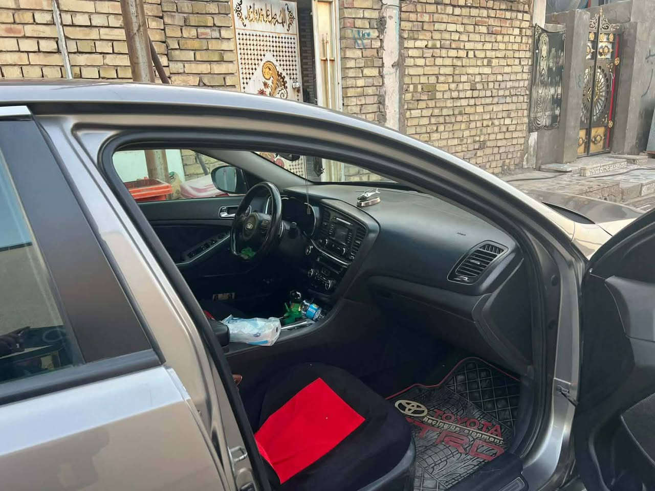 سلام عليكم
كيا وبتما 2014
وارد أمريكي حادثهه بنيد بدون دواخل وبدون ير باگ
فول مواصفات VIP
بن راما 
شفتات ستيرن 
مري شفط
تحكم ستيرن جهدتين
حساس امامي خلفي
الاستفسار اكثر على هاذا الرقم***********
عنوان السيارة بغداد 
سعر 105وبيه مجال
