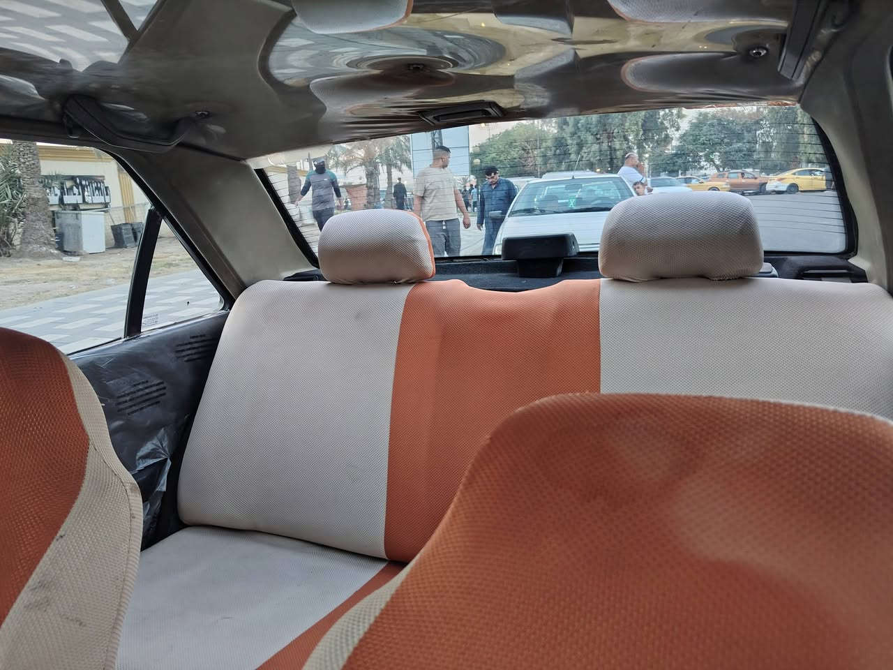 السلام عليكم بيجو بأرض للبيع مودل 15 سيارة نضيفه كير محرك خير من الله تبريد شغال صدر جديد لسعر 46 وبيهه مجال هاتف *********** عنوني بغداد الشعب حي الجزائر
