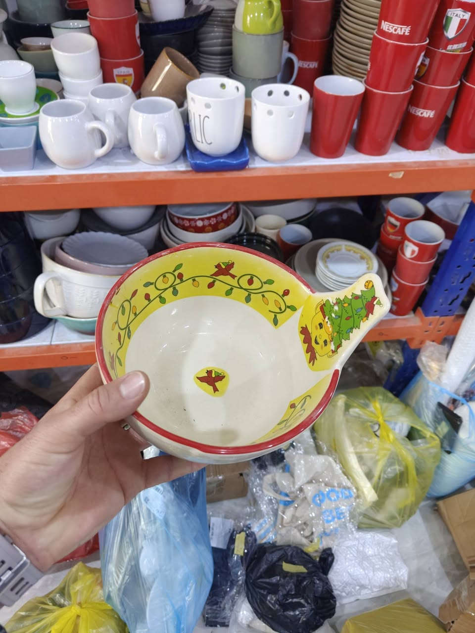 اللهم صل على محمد وال محمد 🤲 🤲 🤲  
السلام عليكم متابعينا الافاضل ورحمة الله تعالى ✋✋ 
شهر رمضان مبارك تقبل الله صيامكم وقيامكم 🤲🤲🤲
فرفوري ملون درجه اولى وباسعار مناسبة جدآ 
جميع الاحجام والانواع والالوان زورونا قبل نفاذ الكميه 
بضاعه داخل المجمع متنوعه بيع مباشر ✅✅✅✅
 والاسعار مناسبة جدآ 💲💲💲💲💲💲
يوجد خدمة توصيل لجميع المحافظات 🚛🚛🚛🚛🚛
العنوان ذي قار سوق الشيوخ شارع دكتور عمار قرب اسواق الكفيل ومقابل مطعم المدينة الفرع الثاني 🍗🍗🍗🍗
رقم الاعتماد واتساب *********** 📞📞📞📞
مجمع البيت الالماني في سوق الشيوخ 🇩🇪🇩🇪🇩🇪
