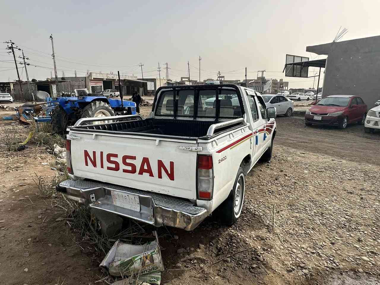 سلام عليكم سيارة نيسان موديل 99 تحويل مباشر سيارة حلوة وجاهز  ***********
