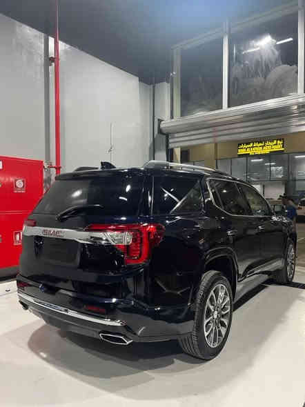 #المركبة    :  جي ام سي اكاديا 2021 فئة  دينلي اعلى فئه       لون نيلي
#الضرر      :  جاملغ خلفي ايسر جنطه  خلفي
المواصفات
1- جي ام سي  اكاديا 2021 لون نيلي 
2- محرك 6 سلندر حجم 3600
3- ويل حجم 18 اصلي مع طقم تاير اصلي 
4- قمارة السيارة حديد
5- قبق الجنطة كهربائي شفط
6- السيارة دفع رباعي 4x4 
7- بصمة 4 ابواب  وبصمة تشغيل وتشغيل عن بعد 
8- لايتات زينون عالي ناصي 
9- اشارات بالمرايا الجانبية مع حساسات الاجتياز 
10- غرفة السيارة جلد اسود اصل 
11- تحكم كهرباء لمقعد السائق فقط 
12- حساسات امامي وخلفي اصل 
113- تحكم ستيرن جهتين متكامل الايعازات
14- شاشة دشبول كبيرة لمجموعة من الايعازات 
14- مقاعد وسطية فصل سياحي 
15- عداد المسافة28000ميل فقط
16- حاجب امامي LED مع لايتات زينون عالي وناصي 
17- رادار امامي مانع للتصادم واعطاء التنبيه 
18- كاميرا خلفية دوارة مع الستيرن 
19- خاصية تحديد المسار في الطرق الخارجية 
20- سستم نيكل لمقدمة المركبة 
21- السيارة 7 راكب مع 3 قطه تبريد 
22- شاشة دشبول كبيرة لمجموعة من الايعازات
23-تحكم ستيرن جهتين متكامل الايعازات بدون إرباك
السيارة معروضة للبيع 285$         اتصال واتساب ***********بغداد حي اور معرض نور الهدى
رقم بغداد حرة تحويل ثاني يوم
