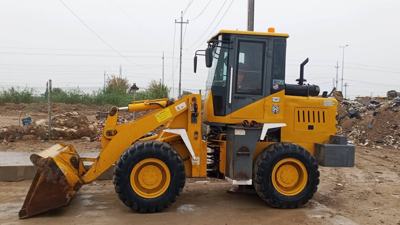 للبيع شفل صيني زت ايل رقم ذي قار سنويه جديدة لغايه 2029  يحمل تك ليبر واحد مكينه كير تحداديه كله جاهزه سعره 90 ورقة وبيه مجال مكان ناصريه قلعه سكر مكلف بلنشر ***********
