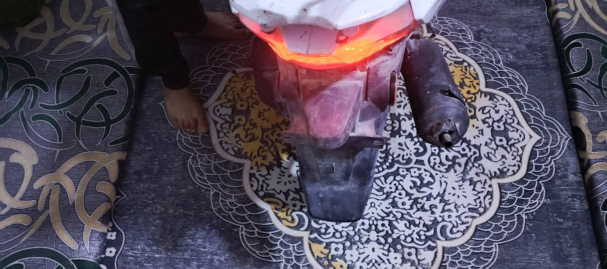 للبيع دراجه اف اس بومة دراجه حلوة كلة شغال سلف هندر كهربائيات كلة شغال مكينة ناعمة وحلوة وصافية الدراجة يرادلها ترتيب مثل ماموضح بلصور السعر 150الف وبيهة مجال حك الجية مكاني كربلاء حي الغدير يم الصورة للتصال *********** متواجد واتساب كذالك
