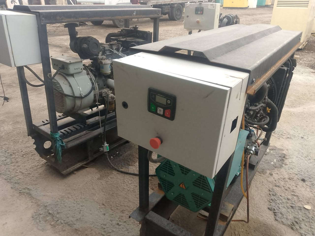 السلام عليكم ينمر 10 كيفي ثلاثه بستم مكينه شرط مفتوحه بلادي الحجز والاستفسار على رقم الهاتف 
***********
