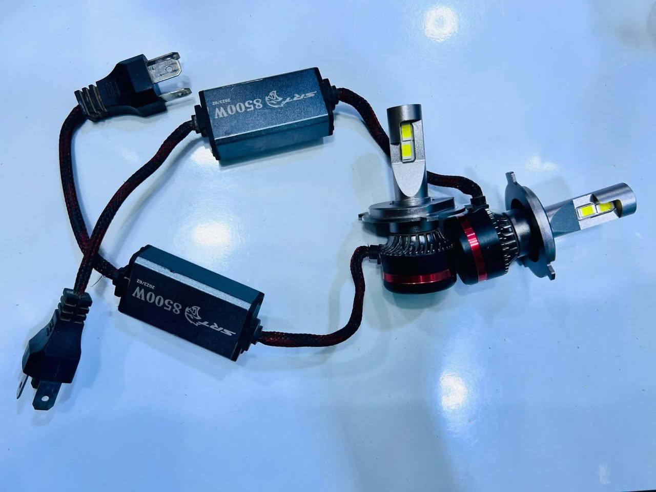 للبيع لايت زنون ثلجي أصلي 8500 واط 💡❄️
مستخدم استخدام قليل جداً
إضاءة قوية ونظيفة، شرط الفحص الكامل وما بي أي خلل 🔥

السعر: 70 ألف وبيه مجال بسيط للشراي

الموقع: البصرة – قضاء المدينة 📍

للتواصل واتساب 📲
***********
