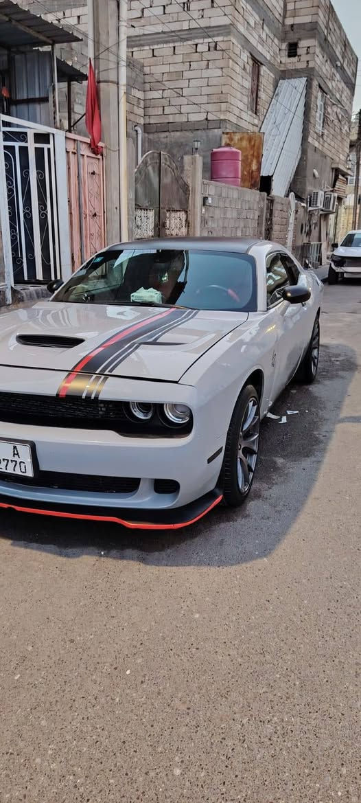 السلام عليكم تحيه طيبه من رخصت صاحب الكروب
اقره المنشور كامل قبل التصال
جالنجر موديل 2018
بصره حره تحويل مباشر 
رقم بصره النكليزي بسمنه 
حجم المحرك 3.600
السياره حادثه بجم  
تعديل بلشاصي قليل فقط ماواصله للفخذه ماملعوب بيه الصربه بلويل ومن جوه فقط 
وتم تحديث البجم بلكامل مال هلكات 
للعلم سياره غيرت لونه لون سموك موديل 23 بدون لادواخل ولا قماره قمارته مغلفه اسود 
خطه مال موديل 23
السياره كير مكينه حداديه تبريد كهربائيات  كله جاهزه وخير من الله تايراته نضافتهن  65℅
وعنون تواجد السياره بصره قبله 
السعر المطلوب 135 وبيه مجال للطيبين 
يرحم امواتكم الي يشو السعر هواي بنسبه اله اكون ممنون الي يعبر المنشور وربي يرزقه بلاحسه منه يارب 
الي يحب يجي ويشوف بعينه ويقتنع  بس رجائآ لحد يراسل على الماسنجر الي يحب يتصل على الرقم  او يراسل واتساب ***********  
والكم كل الحترام والتقدير
