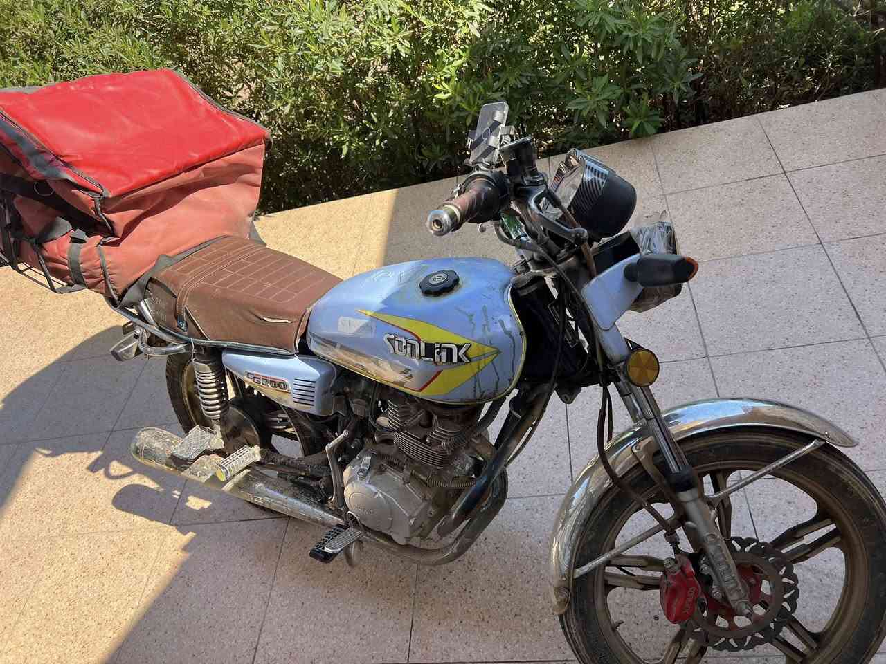 سلام عليكم سيفان للبيع موديل 24ما ناقصه اي شي يرادله بس غسله دراجه كامله مكمله
مكاني بغداد بسمايه 
سعر 500وبيه مجال 
***********اتصال فقط
