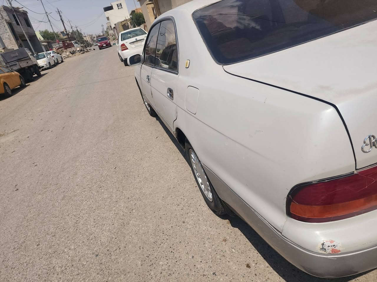 السلام عليكم كراون بطه للبيع موديل 1992 السياره جاهزه من كلشي رقم نينوى دولي مكينه 2500vvt السياره مسويلها ادامه بلكات ونوزلات وفيت بم وباتري جديد السعر 55 ورقه وبيها مجال مكان السياره الموصل للتواصل ***********/***********
