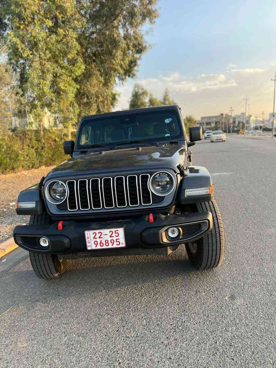 بسم لله الرحمن الرحيم 
للبيع فقط 
جيب رانجلر 2025 مواصفات سحارا 
لون نفطي
ماشي 13 الف ميل
4سلندر توربو
حادث جملغ بوند مبدل بلادى 
ارباك سوكان سستم مع جام
رقم كاتي تترقم شيمال 
فحص و هزا كامل 
باقي فقط ترقيم 
شغل ساعة
كوشن 🔥 
استرن 🔥 
مواصفات معروفه 
سعر 250 ورقه
***********

جيب رانجلر بو فروشتن 
مواصفات سحارا 
13 هه زار روشتوا 
دوو بارجه بلادى كوراوه 
ارباك سوكان سستم 
بونيد جملغ 
جوار بستن 
رقم كاتي أربيل, العراق
