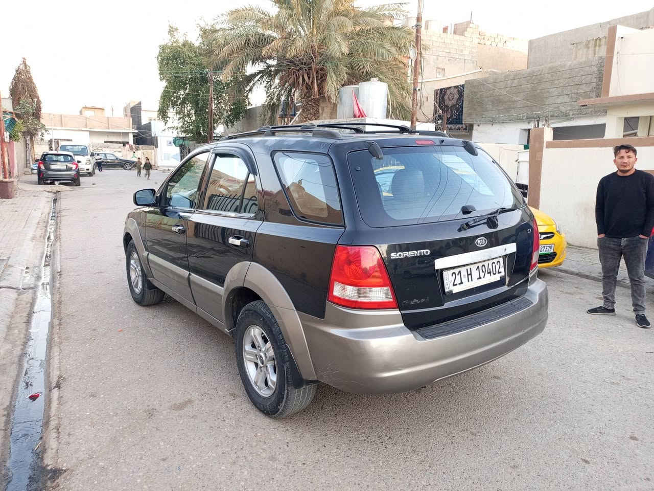 السلام عليكم كيا سورنتو رقم سليمانيه دولي هزه 2027سنويه لل 2029شرط الوكاله وتحويل سياره بدون طخه بدون ضربه فقط بس البونيد بي صبغ سياره كلهه عل وضع البلاد محرك كير تخم تاير كله بشرط المحرك سته سلندر بلادي سياره جاهزه من الدعامية لدعاميه مابيهه نقص
السعر 84وبيهه مجال بسيط لشراي للبيع او المراوس حسب القناعه العنوان كركوك رقم الهاتف ***********
