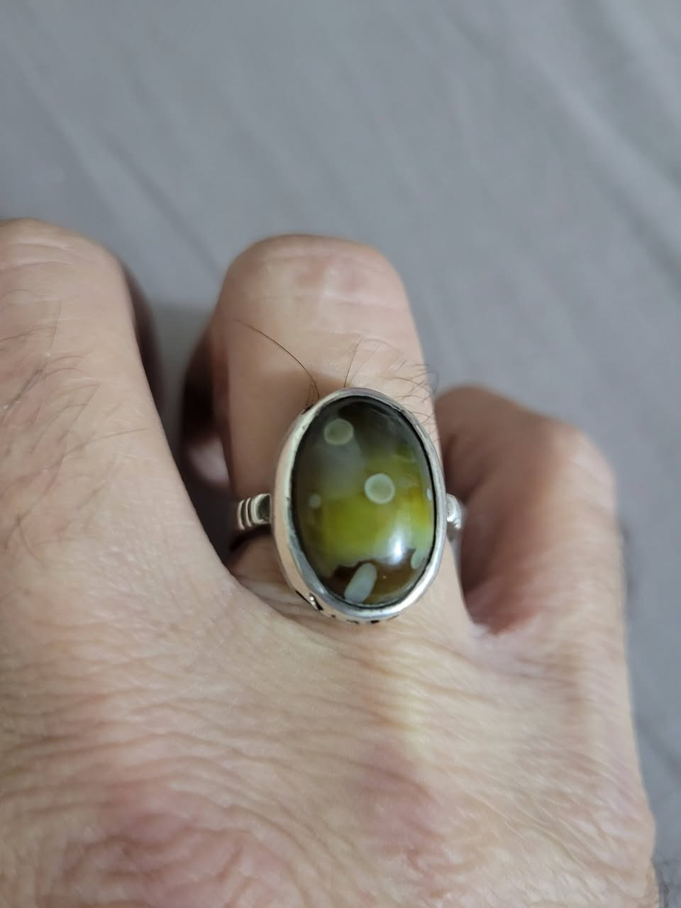 محبس سليماني قديم صياغة يدوية للبيع عنوان بغداد هاتف واتساب ***********
