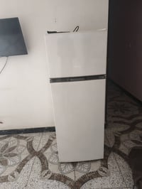 ثلاجه للبيع سعر 175 مكاني الحسينيه استفسار  07747986301