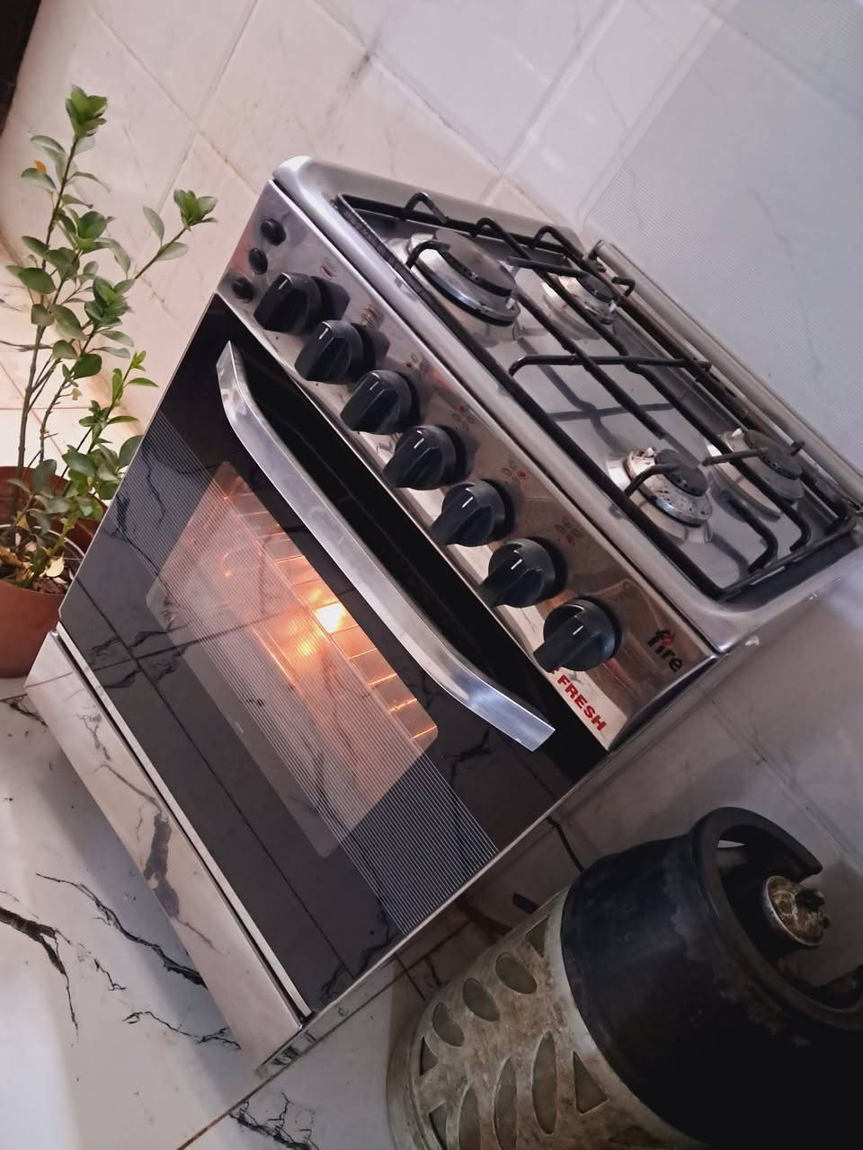 سلام عليكم مرخصت الادمن أغراض للبيع مكان لبياع شرطه الخامسه اي استفسار خاص غراض كلهن نظيفات شري خاص او اتصال عل رقم ***********
