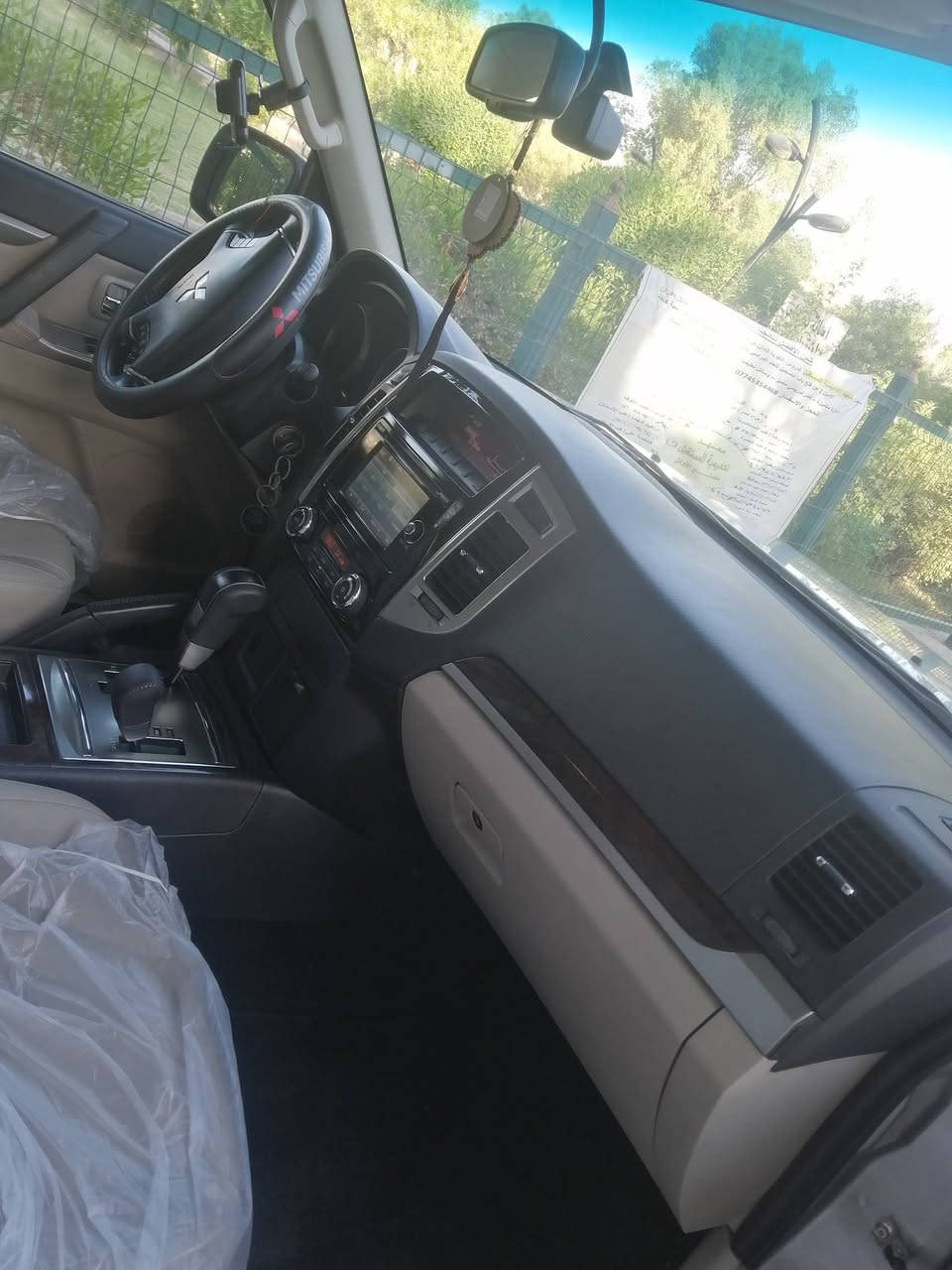السلام عليكم ورحمة الله وبركاته
🚗 سيارة للبيع
النوع: Mitsubishi Pajero
الموديل: 2020
الحالة: السيارة بحالة ممتازة وعلى وضع الشركة، نظيفة جداً وجاهزة للاستخدام.
📍 العنوان: بغداد – الدورة – المهدية الثانية
📞 رقم الهاتف: ***********
للجادين فقط، يرجى الاتصال على الرقم أعلاه.
مع التقدير.
