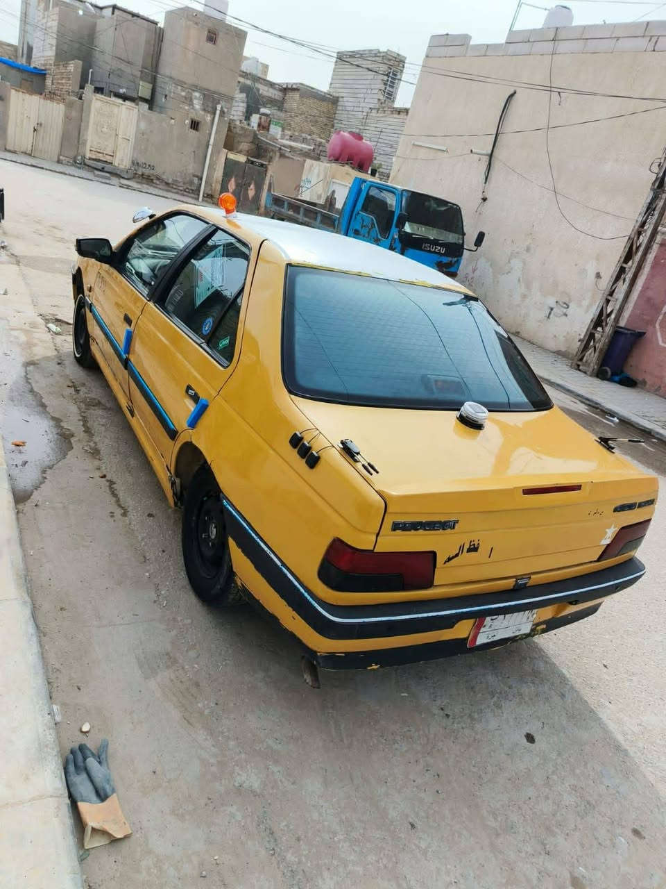 بيجو 405 للبيع موديل٢٠١٢
لاتبخير ولاتنقيص
كير  مكينه حداديه تبريد  خير من الله

‭٠٧٨١ ٠٧٤ ٧٥٣٢‬ شراي اتصل عل رقم
مكلف بالنشر 👍🏻
