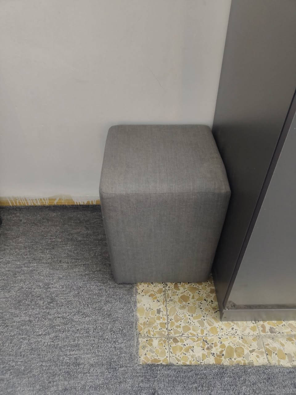 غرفة تركيا جديدة 7 قطع البارحة نصبته واليوم اريد ابيعه بسبب ضرف
مشتريه هي والدوشك مليون
اريده هي ودوشك 850 الف 
كربلاء حي العباس ***********
