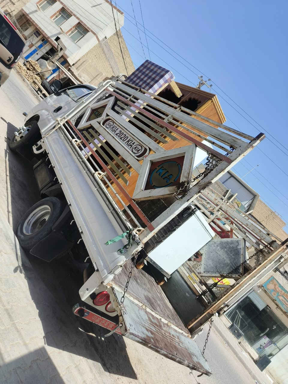 السلام عليكم👋كيه متخصص لنقل الاثاث🧳وتحويلات البيوت🏠 من سياره كيا  داخل  النجف🚛ما عليك غير تتصل وتدلل📱مع ضمان حفظ الاثاث..الي يحتاج يتصل📱🧿اتصال+واتساب+ اتصا ***********
🧿
