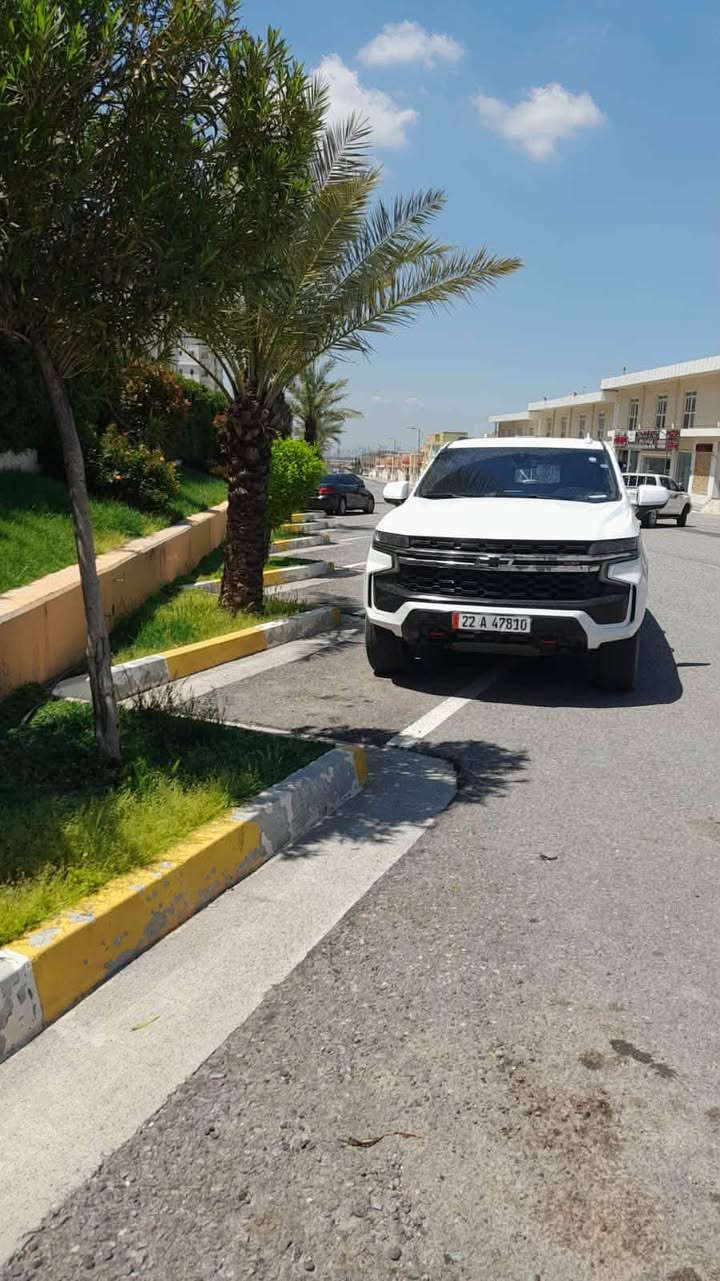 مكلف بالنشر.  مكلف بالنشر.   مكلف بالنشر
للبيع او مراوس بسينا حديث. 
شوفر موديل ٢١ فول مواصفات عدا الفتحه صبغ باب خلف السايق فقط    
للاستفسار اكثر اتصل ع راعي السياره ورقمه بي وتس اب 
***********
