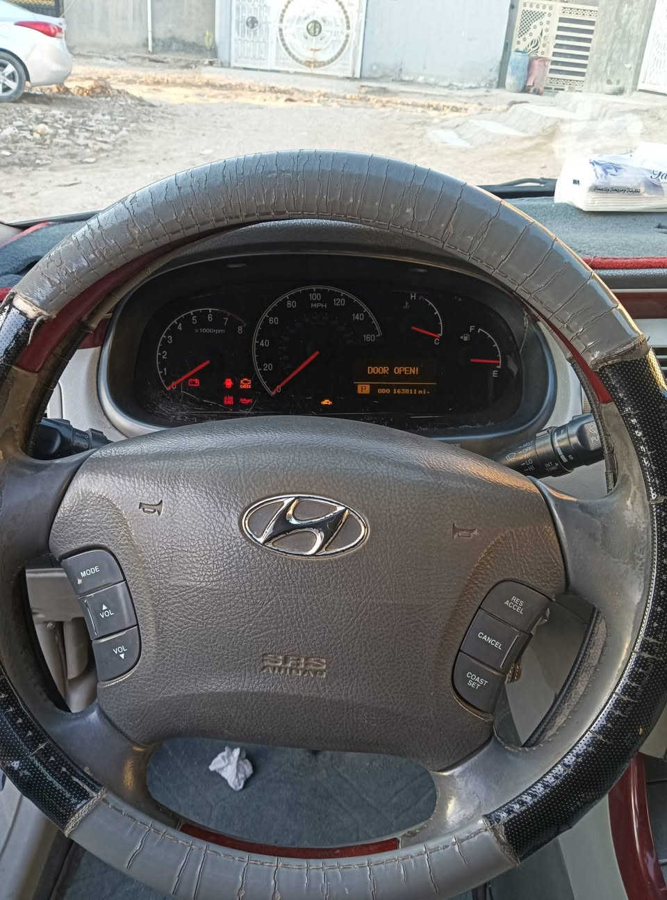 هونداي ازيرا موديل 2006 وارد امريكي مصبوغ بنيد وصفحة بدون ضرر داخلي محرك 6 سلندر جديد حاويه تبريد شغال نظام ABs ونظام تراكشن شغال كشنات كهرباء كروز سرعة كاميرا  رقم بغداد باسمي المكان بابل القاسم السعر 80وبيها مجال الرقم***********

