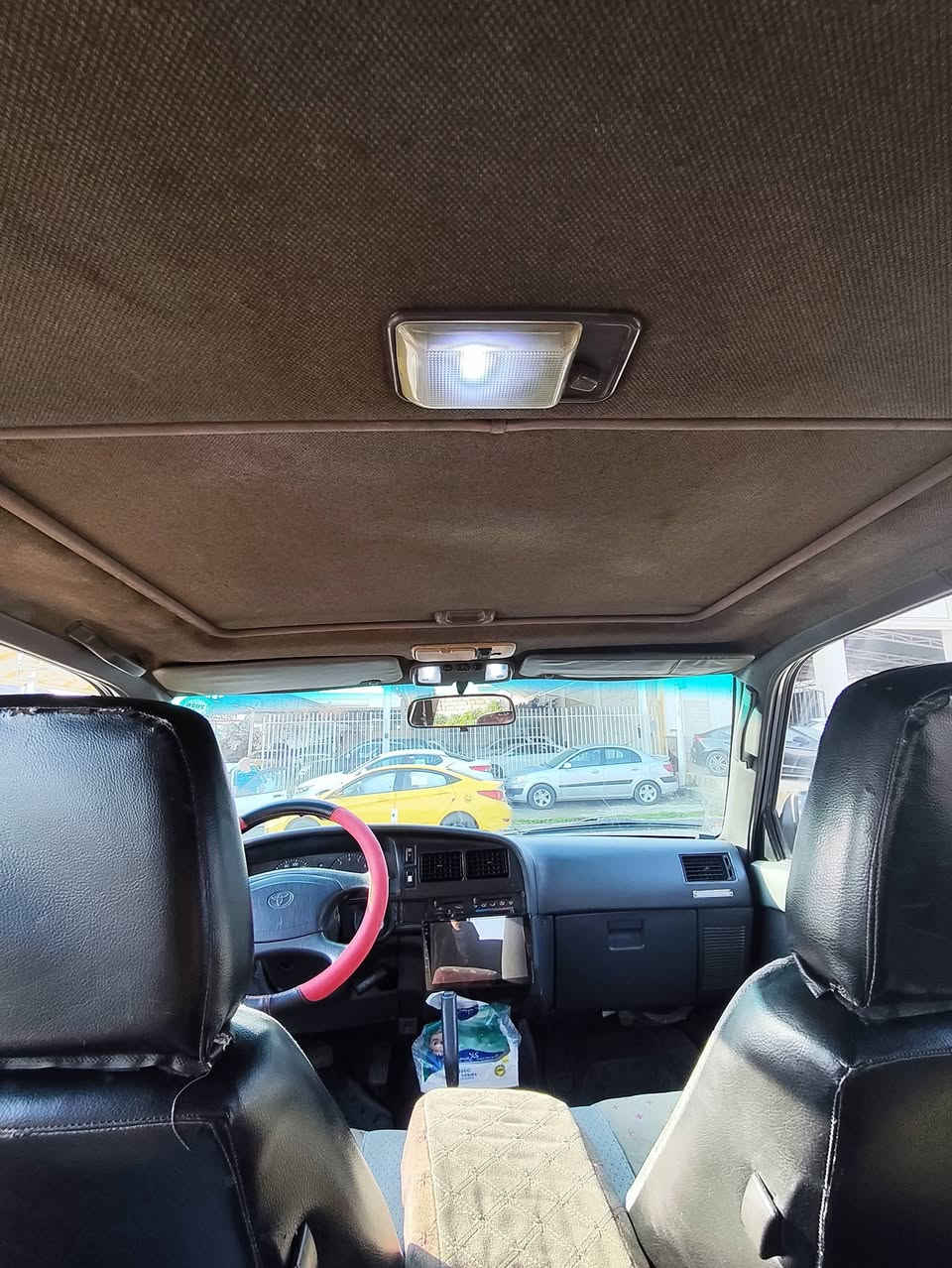 تويوتا رنر 1992 تبريد تدفئة مصبوغة عام جمالية محرك 2500 سته سلندر vvt السعر 65 وبيها مجال
 ***********
***********
