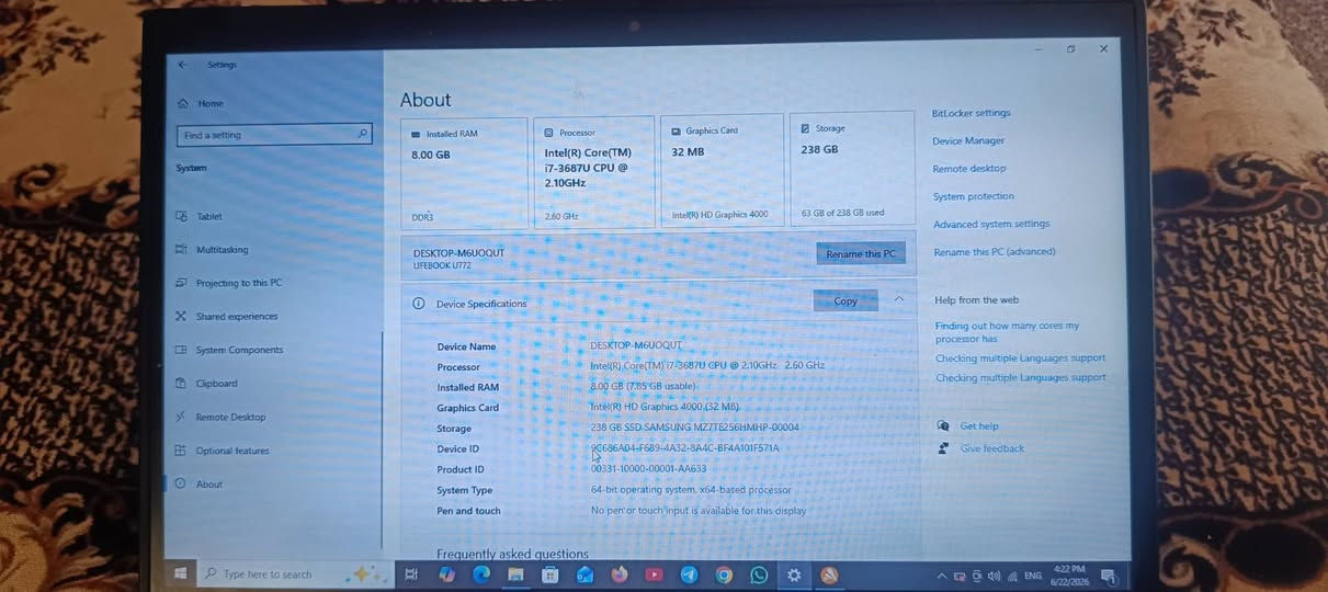 للبيع: او مراوس ب جهاز ايفون لابتوب  Fujitsu ياباني (نحيف وخفيف جداً) 💻✨
الجهاز نظيف وممتاز جداً للدراسة، التصفح، وإدارة الأعمال المكتبية والصفحات بسرعة وسلاسة.
​⚙️ المواصفات باختصار:
​المعالج: Intel Core i7 (الجيل الرابع) ⚡
​الرام: 8 جيجابايت.
​الهارد: SSD  256 جيجابايت (سريع جداً في فتح الجهاز والبرامج) 🚀
​النظام: ويندوز 10


**إذا كنت صاحب هذا الإعلان وتريد حذفه لأي سبب، رجاءا أرسل رسالة إلى الدعم الفني**