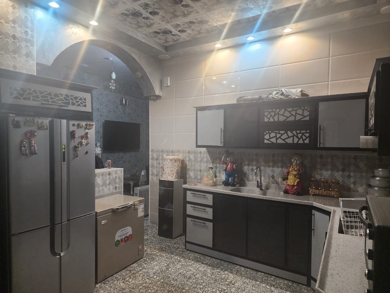 العنون كربلاء شبانات بزل الاول 
بيت جديد سند ٢٥ 
مساحه 185متر 