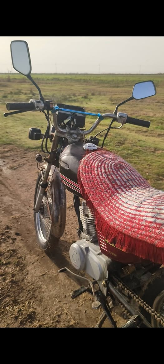 ماطور للبيع موديل 2017 أوراق السعر 250بي. مجال
***********
