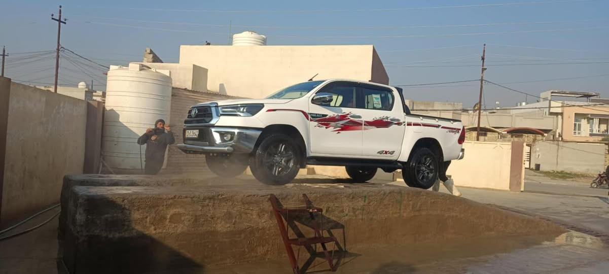 تويوتا هايلوكس موديل 2022 فول كير توماتيك مكفول من كلشي ماشي 117 الف كم رقم اربيل السنوية 2027 

مكلف بالنشر رقم راعيها👇

‭+964 774 092 0167‬
***********
