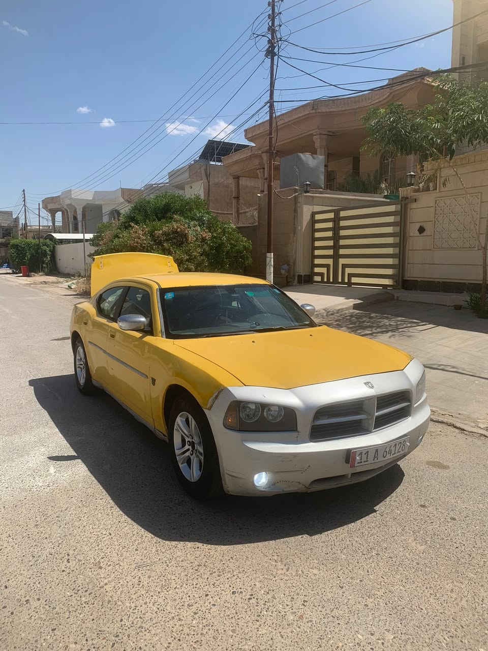 السلام عليكم شباب 
للبيع جارجر اصل عشره خطه بغداد تكريت رقم بغداد دولي سنويه جديده خط وبحث جديد 
للاستفسار ه ***********
