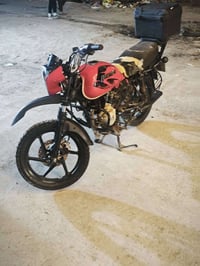 بوكسر 21للبيع سعر 1600 رقمي 07714831100