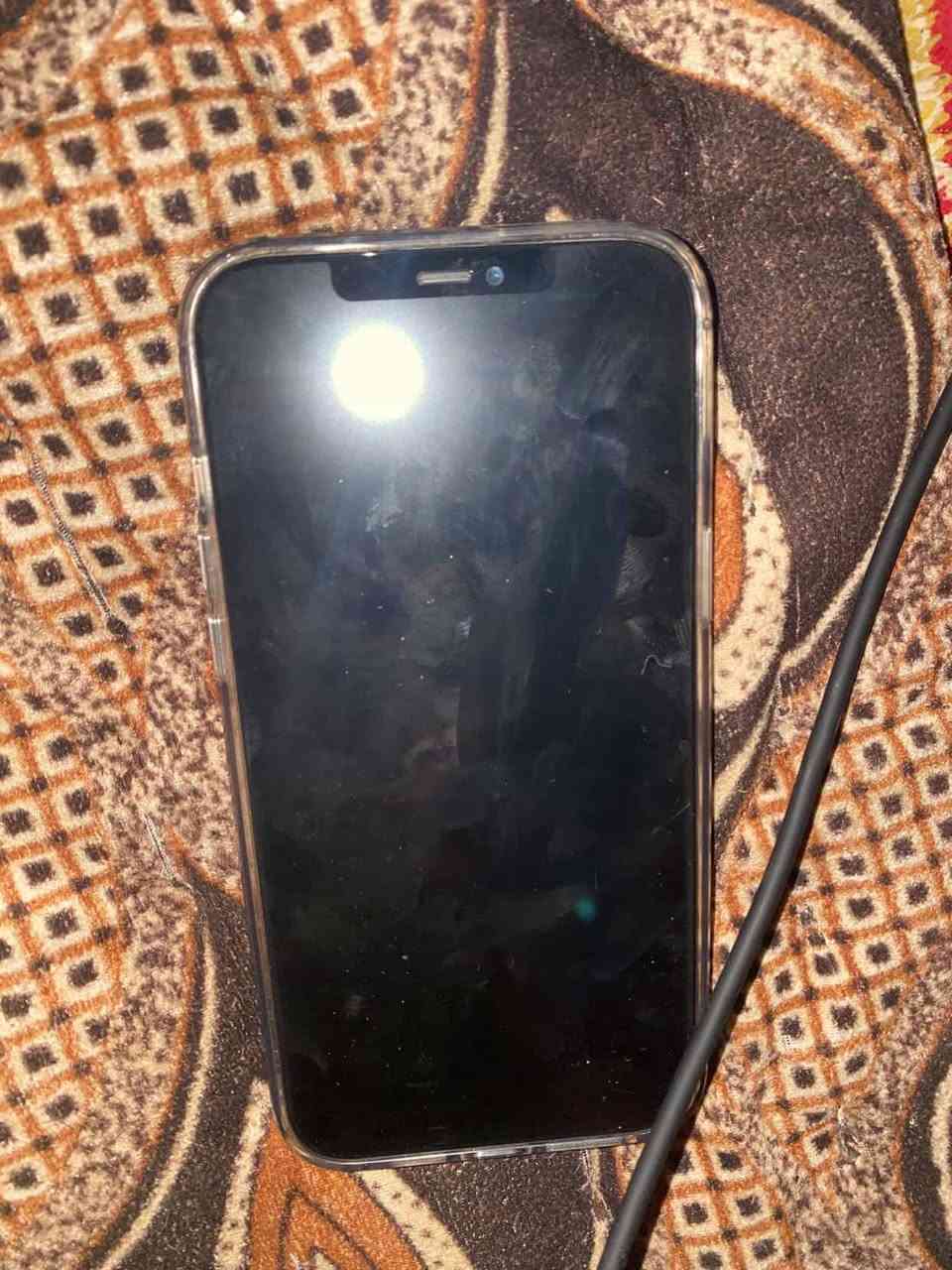 السلام عليكم أيفون12برو ماكس ذاكره256 مبدل بطاريه 100%وشاشه أصليات أم ٨٥ امريكي لجهاز نضافه ٩٠/١٠٠ قيم وأخذ ***********
