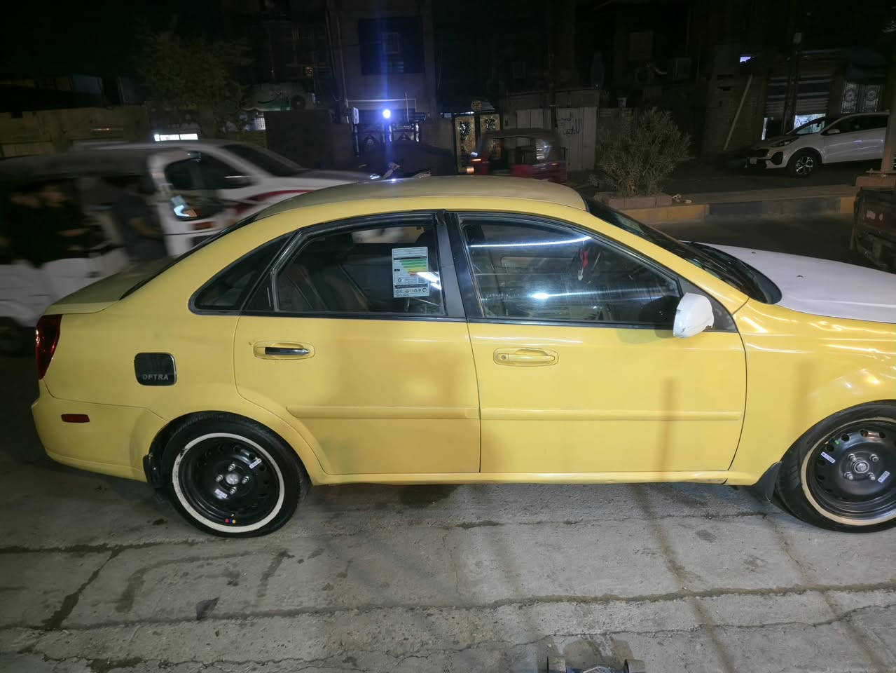 سياره فورنزه كير ومحرك نعمه تخم تاير جديد منضومه غاز جاهزه للتشغيل بس ربط دواخل غرفه جديده تبريد ثلج تحويل ثاني يوم سعر 50 بس الشراي يخابرني ***********

