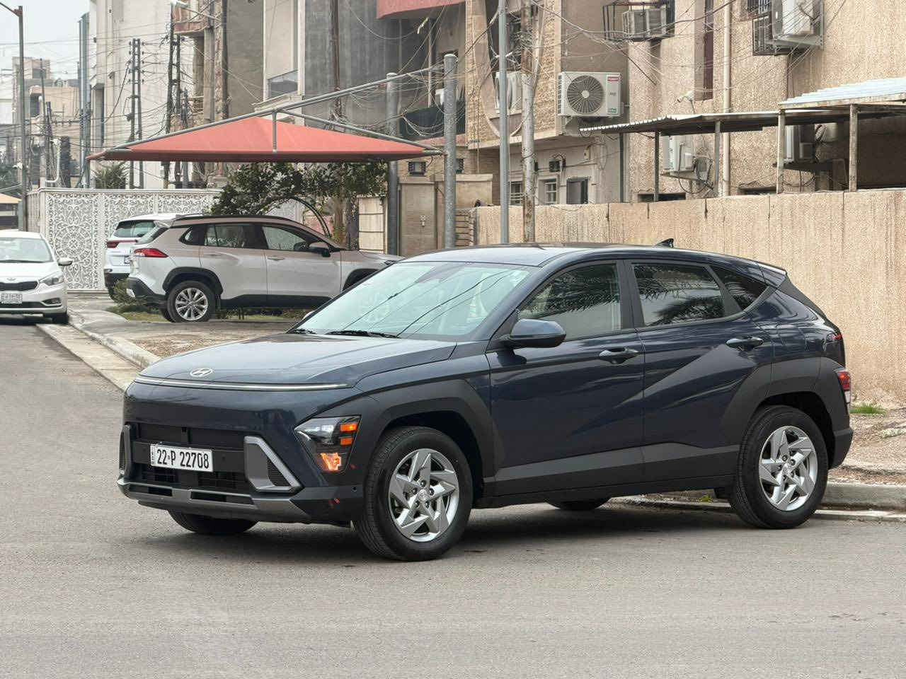 للبيع
كونا الشكل الجديد 2025  لون ( نيلي) 
مرقمة اربيل السيارة تحويل بأسم المشتري
ضررها كلش بس بسيط فقط جاملغ السايق 
والصندوك اجه من امريكا بي كلير فقط
بدون دواخل . +جميع الايرباكات سليمة
الباقي مكفول . نص مواصفات السيارة
مواصفات SE 
محرك 2000 دوش المرغوب
دشبول الكتروني متصل مع شاشة 
كامرا خلفية دوارة 
رادار امامي خلفي جانبي 
تحديد مسار قيادة آليه 
بصمة تشغيل + بوب بصمة + تشغيل عن بعد
لايت زينون عالي ناصي 
لد نهاري + بك لايت لد 
أنظمة قيادة متعدده 
تحديد مسار قيادة ذاتيه
وباقي المواصفات معروفة  
بغداد المنصور
*********** 
متوفر واتساب او الاتصال عالرقم
