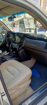 من رخصة مدير الكروب لاندكروز موديل 11ستينيه بيه رش أربعة قطع اثر جراد ...