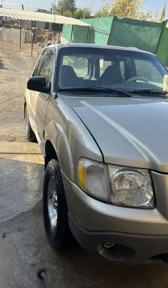 اكسپلورر سپورت 2001 رقم سليمانيه
تبريد 
مكينه وگير بلاديات6 سلندر4000 
السياره على وضع الشركه
من النوادر تك باب
سنويه لغاية2030
بصمة ابواب شغاله
قفل اوتوماتك
ترحيب مري جانبيه
تخم تاير جديد
السعر67
*********** واتساپ
