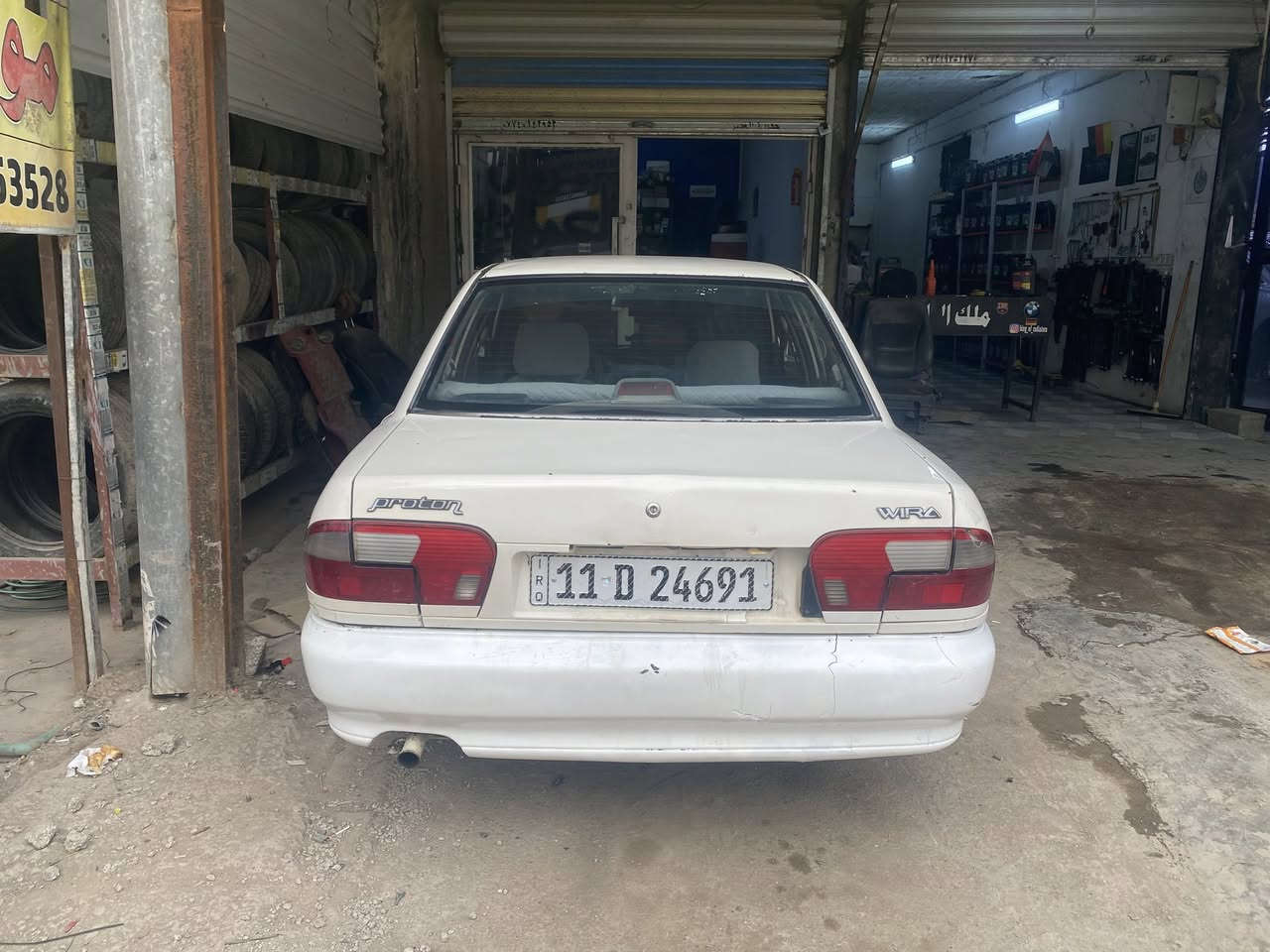 بروتون ٢٠٠٢
باسمي 
كامله وجاهزه 
كلشي بيها شغال مبيها نقص 
ترايك وين ما يعجبك تحويل نفس اليوم
سعرها ٥٠
مكاني بسمايه
***********
