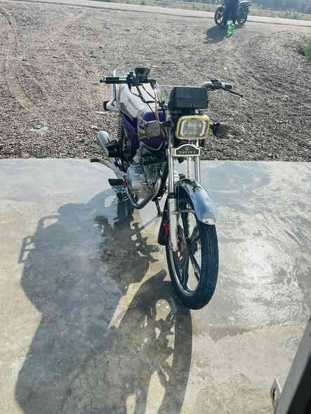 السلام عليكم سيفان ٢٣ مكفول كفاله عامه محرك ناعم يخبل كهربايات كلا شغاله  مابي اي نقص شكل جديد اوراق كامله محرك مكفول تايرات نضاف وياله عدله ثنينهن ماطور مال جناي شرط مكاني ديالئ سراجق سعر ٦٢٥ بي مجال رقمي ‭٠٧٧٤ ٢٧٢ ٨٦٢٦‬
