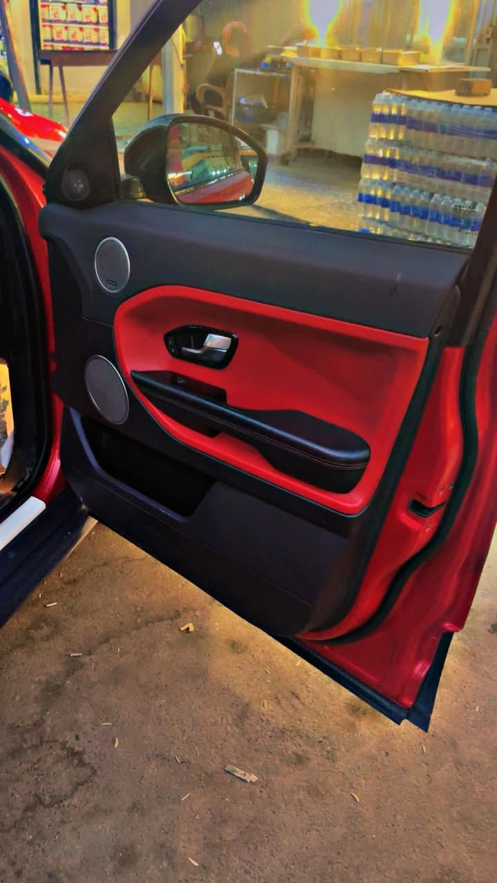 سلام عليكم 
رانج روفر ايفوك 
موديل 2015
تبريد ثلج ❄️ 
سياره خير من الله 
جاهزة من كلشي 
البيع اقساط 
مقدمه 10 ملايين
الاستفسار :***********
بغداد :الاعظمية اقساط .اقساط .اقساط
