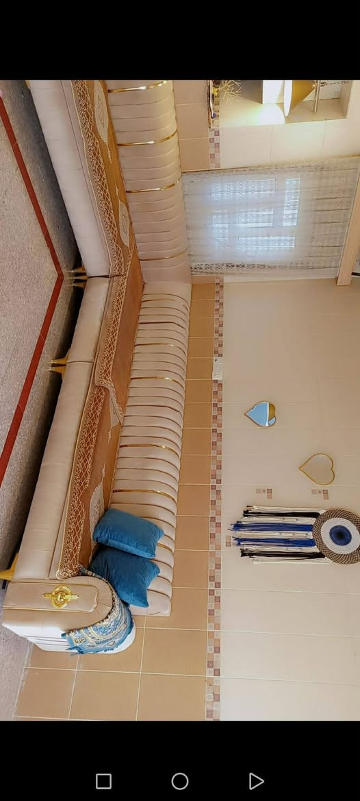 تخم 10مقاعد حطاطه هو والبرادات سعره 750 والديوان نضيف 11 مقعد سعره 275 مكانه تكريت القادسية


**إذا كنت صاحب هذا الإعلان وتريد حذفه لأي سبب، رجاءا أرسل رسالة إلى الدعم الفني**