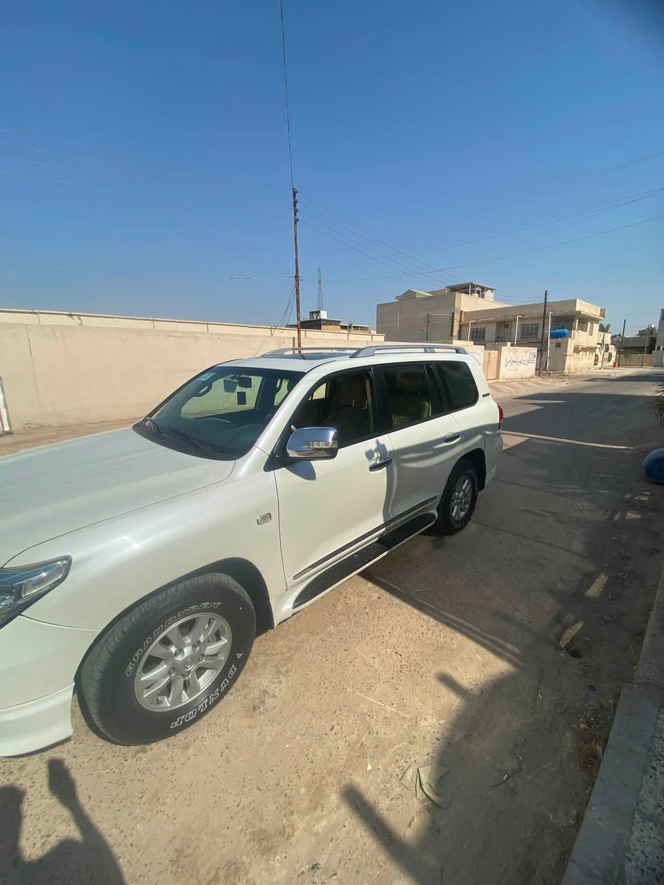 لاند كروز ٢٠٠١١ستنية سيارة مكفولة كفالة عامة كير ومكينة بلاد كشرة نضيفة حيل GXR.iفول السيارة مكانهة ميسان سعر 325رقم ***********
