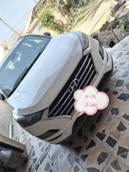 السلام عليكم
هيونداي توسان شركة المقاصد موديل ٢٠١٩ رقم بغداد مشروع وطني ب اسمي
مواصفات عاديه مال الشركة صار بيها قبل ٣ سنوات حرق خارجي من الخلف يعني انص البيبان الخلفيه والخلف وربع من القمارة...
اني ابيع صبغ عام افضل...
لغود شواصي تكم مكفولات والسيارة مكفوله من الحادث لكن صار بيها هذا الحرق الخارجي..
طبعا صور الحرق وتصليحها متوفرة عندي والي يحب يشوفها عل خاص. 
محرك ٢٠٠٠ دوش
تحكمات ستيرين
شاشه
وغيرها من المواصفات المعروفه مال شركة القاصد..
السيارة عارضها ب ١٥٠ ورقه وبيها مجال بعد المعاينه والاقتناع والفحص...
السيارة قابله المراوس أيضا...
السيارة متواجده في بغداد جانب الكرخ منطقه العامريه..
متواجد على الخاص
او الاتصال على الرقم ***********

السيارة جاهزة من ناحيه المحرك تبريد كبر صدر كلها بالكفاله...
ماشيه السيارة ١٠٣ الف كم..
تحياتي للجميع.. بغداد
