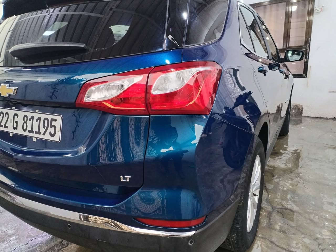 #المركبة : شيفرولية ايكونكس فئة LT موديل ٢٠٢١
#الضرر :طخة خفيفة في مقدمة البنيد فقط 
#الرقم : مرقم اربيل الرقم الحديث ( تحويل او وكالة )

#المواصفات :
▪️السيارة : #شوفرليت #ايكونكس لون اسود
▪️الموديل : 2022
▪️المحرك : 1.5L توربو (اربعة سلندر) 
▪️حجم الويل: ويل كب حجم 19 مع طقم تايرات بحالة ممتازة
▪️حساس امامي اصل 
▪️حساس خلفي اصل
▪️رادار امامي مانع تصادم
▪️رادار جانبي (نقاط عمياء)
▪️تحديد مسار
▪️كامرة خلفية دوارة اصل
▪️لايتات ثلاث عدسات زينون ابيض عالي وناصي اصل مع حاجب LED
▪️بصمات عدد 2 للابواب مع بصمة تشغيل
▪️غرفة السيارة جلد مشمشي واسود
▪️تحكم فول كهرباء لكرسي السائق
▪️شاشة الدشبول حجم كبير
▪️تبريد قطعتين امامي وخلفي
▪️تدفئة لكشنات المقدمة
▪️تدفئة بالستيرن
▪️جنطة كهرباء
▪️تشغيل عن بعد
▪️سايد بريك دكمة
▪️سستم صوت
▪️تحكم ستيرن جهتين بلوتوث وحاكية وكروس سرعة وتحكم صوت 
▪️نظام ABS مانع انزلاق

#نكفل السيارة من الغرق  والشاصي .

السعر المطلوب ١٤٥ ورقة مع المجال


**إذا كنت صاحب هذا الإعلان وتريد حذفه لأي سبب، رجاءا أرسل رسالة إلى الدعم الفني**