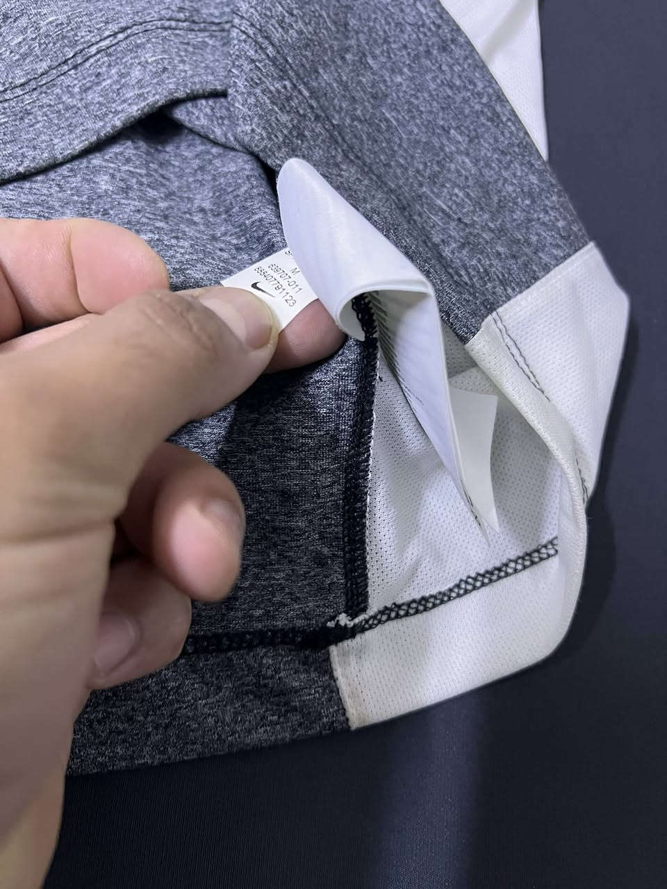 Nike dry
القياس M
غير مستخدمه


**إذا كنت صاحب هذا الإعلان وتريد حذفه لأي سبب، رجاءا أرسل رسالة إلى الدعم الفني**