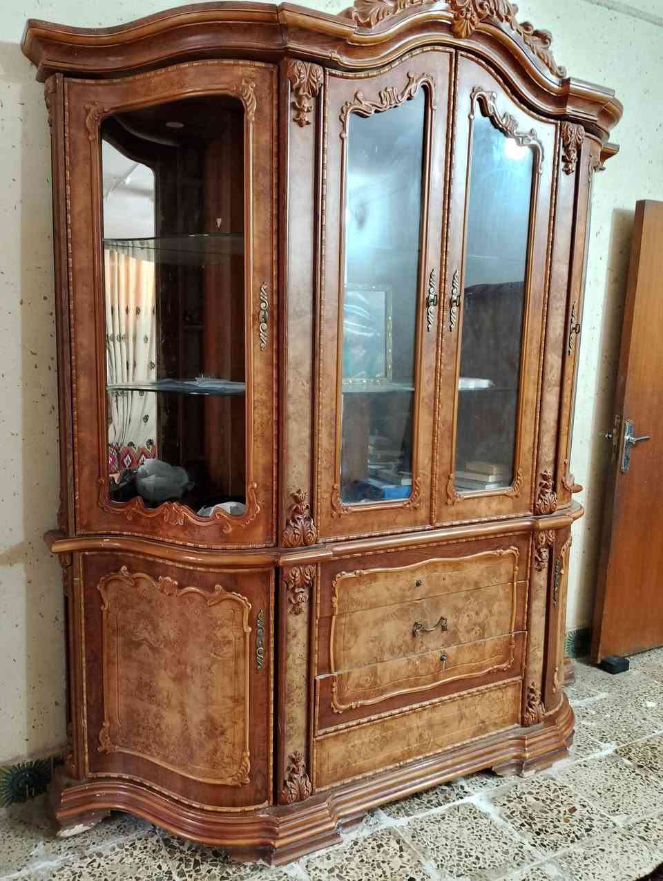 معرض مستعمل  للبيع ينقصة جامة الباب اليسرة 75 وبيه مجال اليرضيكم


**إذا كنت صاحب هذا الإعلان وتريد حذفه لأي سبب، رجاءا أرسل رسالة إلى الدعم الفني**