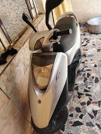 دراجه بريز نوزل للبيع مدينه الصدر 07714361046