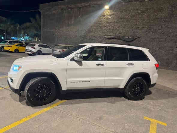 السلام عليكم جيب لاريدو موديل 16 رقم ديالى مشروع وطني سيارة مكفولة من صبغ تخم تاير صدر جديد تبريد سيارة جاهزة من كلشي بيه مكانت بارد مكاني اعظمية راس الحواش قرب بانزين خانه سعرها 17800$ بيه مجال 
***********
علي
