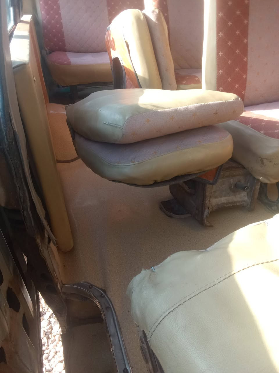 السلام عليكم
كيه اسيا للبيع جاهزه سياره توني معمرها جاهزه بس أصبغ
موديل ٩٤ سنويه ساقطه مكينه حاويه كير مدوشمه عام الارضيه سيراميك

سياره خير من الله مكانها ديوانيه رقم ***********
