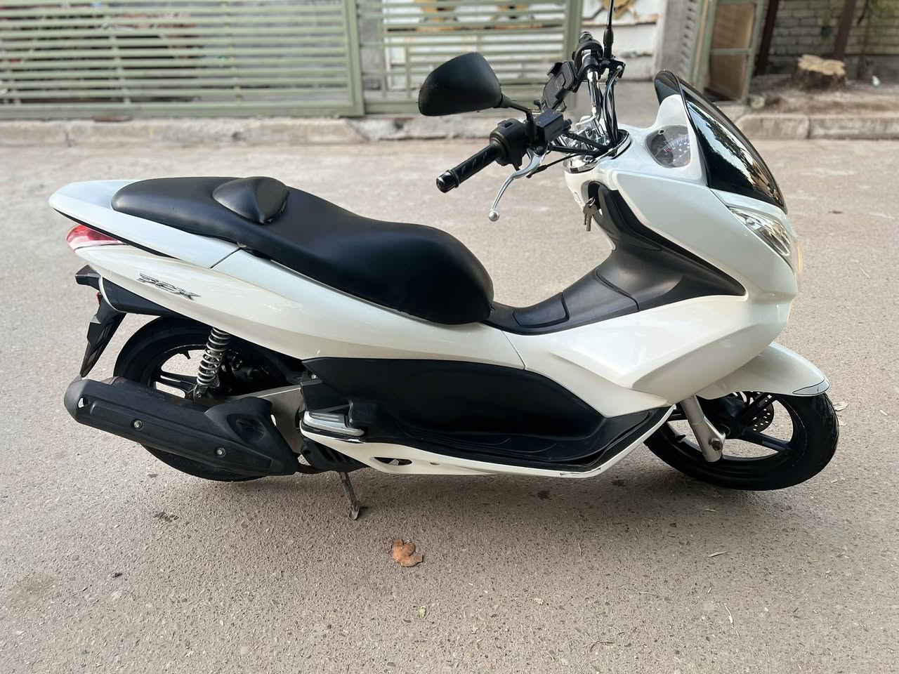 سلام عليكم بيسي اكس جيل 1 دراجة نضيفة كلش بمعنة الكلمه المكان الشعله السعر 13و بيهة مجال ***********
