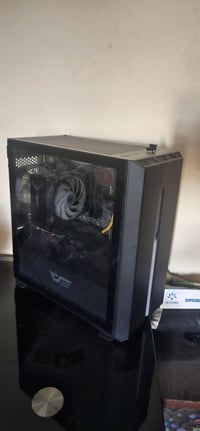 تجميعة للبيع ، بس ركزلي عالمواصفات Cpu R5 3600 Cooler Darkflash GPU Gi...